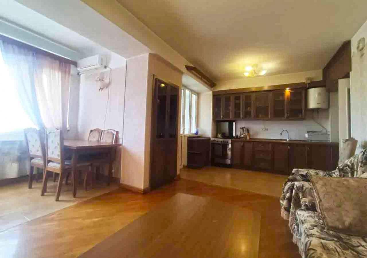 3 Room Apartment In Small Center Of Erivan Dış mekan fotoğraf
